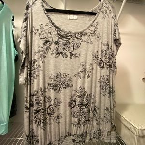 Short sleeve print top